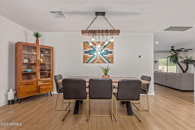 2033 E Janice Way, Phoenix, AZ 85022 - dining area featuring light wood-type flooring, ceiling fan, baseboards, and recessed lighting