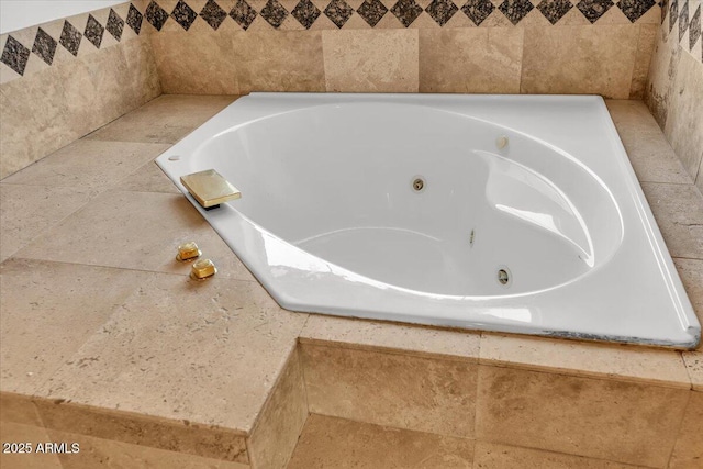 9183 W Shamel Ash Rd, Peoria, AZ 85383 - bathroom view of a tub with jets