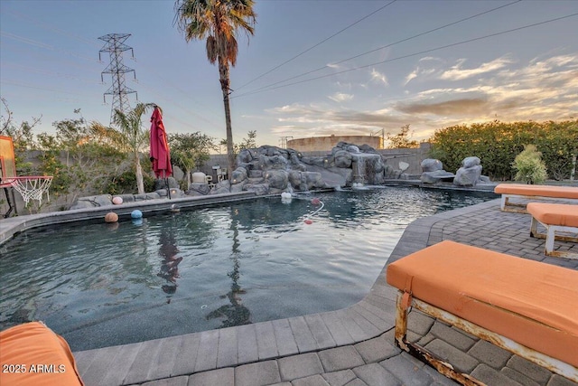 9183 W Shamel Ash Rd, Peoria, AZ 85383 - view of swimming pool