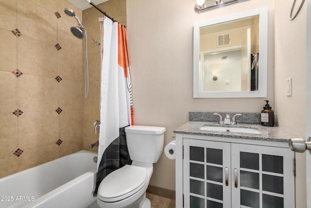 844 E Ruth Ave, Phoenix, AZ 85020 - bathroom with toilet, vanity, and shower / bath combo with shower curtain