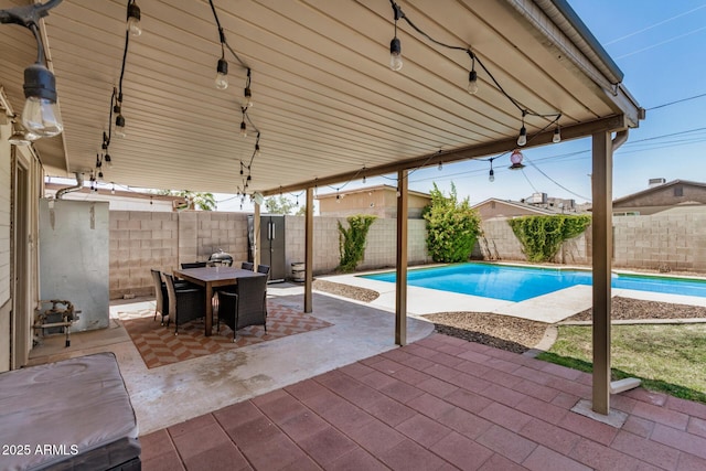 844 E Ruth Ave, Phoenix, AZ 85020 - view of swimming pool with a patio area, outdoor dining area, and a fenced backyard