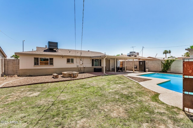 844 E Ruth Ave, Phoenix, AZ 85020 - back of property with central air condition unit and a patio