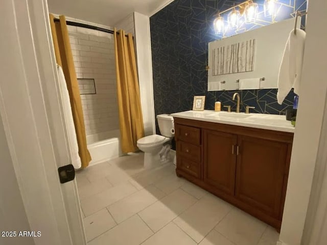 9451 E Becker Ln Unit 1051, Scottsdale, AZ 85260 - full bath featuring toilet, vanity, tile patterned floors, and shower / bath combo