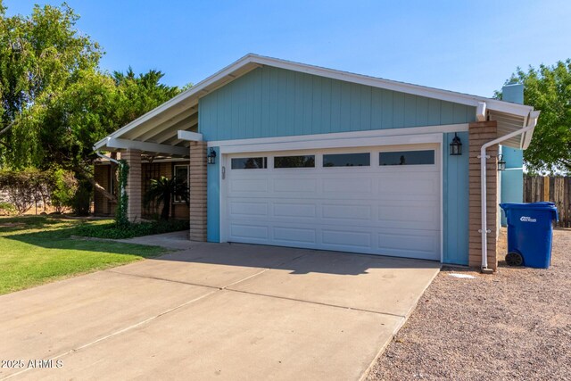 2161 E Harmony Cir, Mesa, AZ 85204 - view of front of property featuring driveway