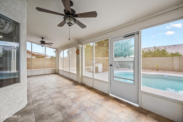 1638 N Avoca, Mesa, AZ 85207 - unfurnished sunroom featuring a ceiling fan