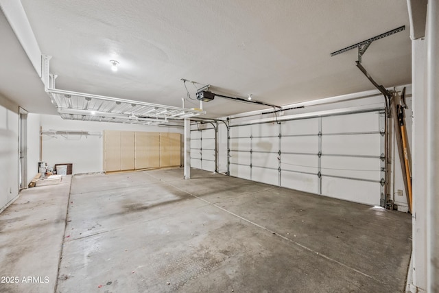 1638 N Avoca, Mesa, AZ 85207 - garage featuring a garage door opener