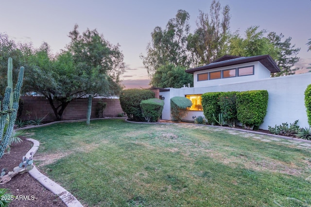 301 W Royal Palm Rd, Phoenix, AZ 85021 - view of yard