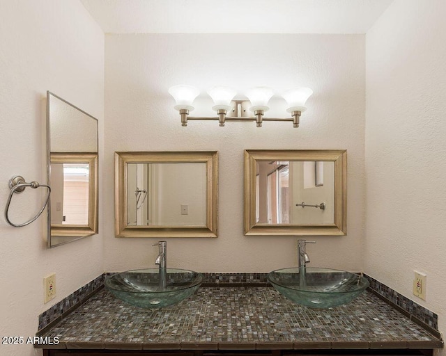 1315 Via Cabrillo, Sierra Vista, AZ 85635 - bathroom featuring double vanity