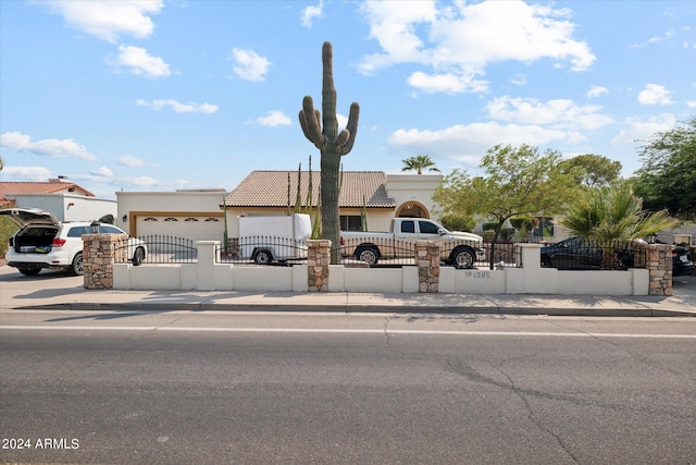 view of front facade featuring a garage