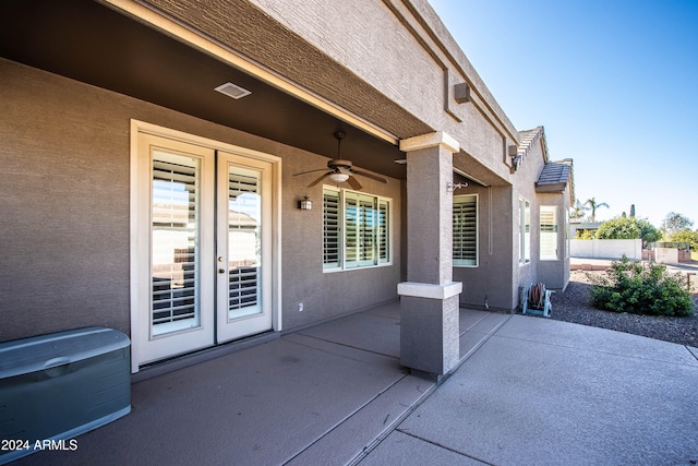 view of patio featuring ceiling fan