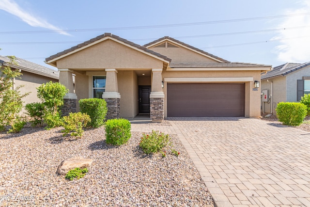 view of front of house featuring a garage