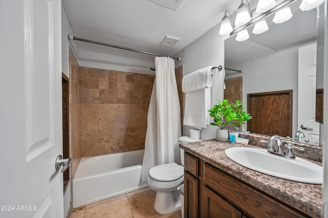 357 E Thomas Rd Unit A208, Phoenix, AZ 85012 - full bath featuring vanity, shower / tub combo with curtain, and tile patterned flooring