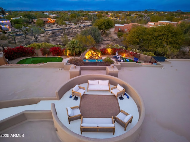 view of aerial view at dusk