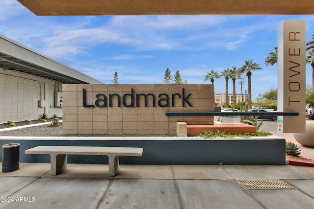 view of community / neighborhood sign