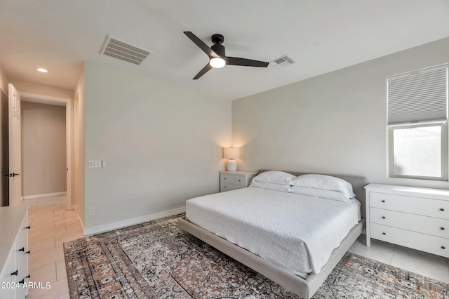 bedroom featuring ceiling fan