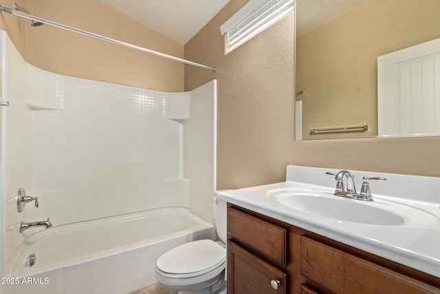 2725 E Mine Creek Rd Unit 2146, Phoenix, AZ 85024 - full bathroom with washtub / shower combination, vanity, and vaulted ceiling