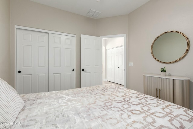 bedroom with a closet