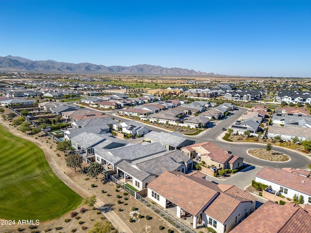 birds eye view of property featuring a mountain view