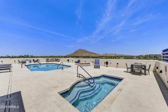 6803 E Main St Unit 5506, Scottsdale, AZ 85251 - community pool with a patio area, a mountain view, and a community hot tub