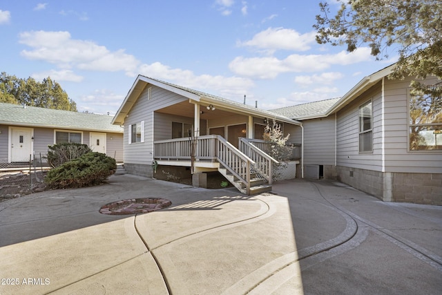 view of front of house featuring a porch