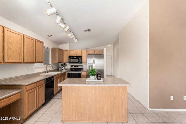 3006 W Matthew Dr, Phoenix, AZ 85027 - kitchen featuring black appliances, a sink, light tile patterned flooring, a center island, and light countertops