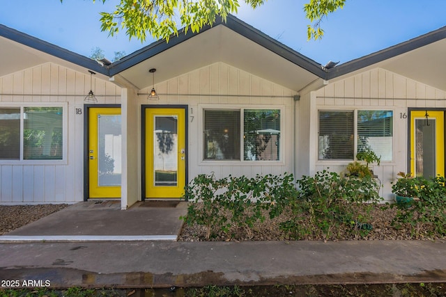 view of entrance to property