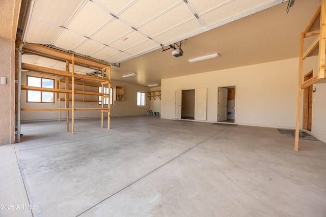 6754 E Roberto Loop, Hereford, AZ 85615 - garage featuring a garage door opener