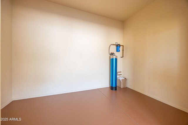 6754 E Roberto Loop, Hereford, AZ 85615 - laundry room featuring baseboards