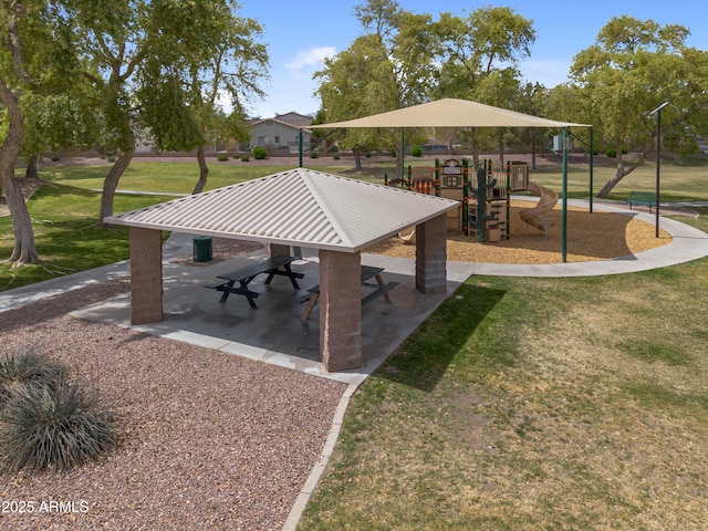 824 E Chelsea Dr, San Tan Valley, AZ 85140 - view of property's community with a lawn and playground community
