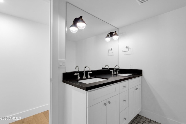 9136 N 81st St, Scottsdale, AZ 85258 - bathroom with vanity