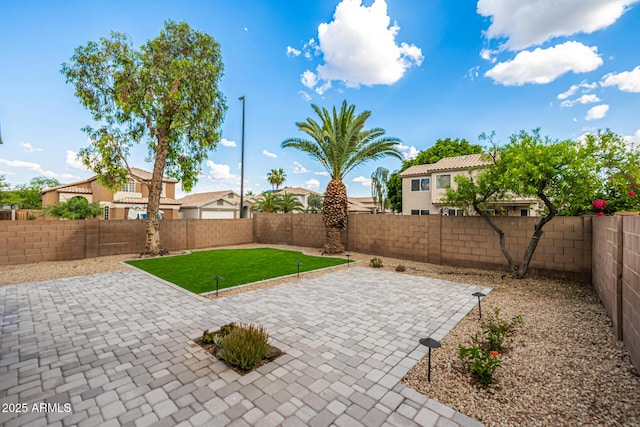 1655 W Stanford Ave, Gilbert, AZ 85233 - view of patio / terrace