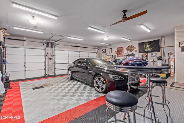 garage featuring ceiling fan