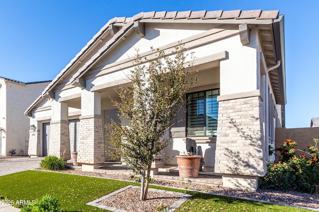 view of front of home with a garage