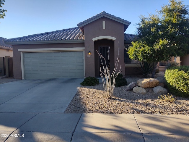 view of front of house featuring a garage