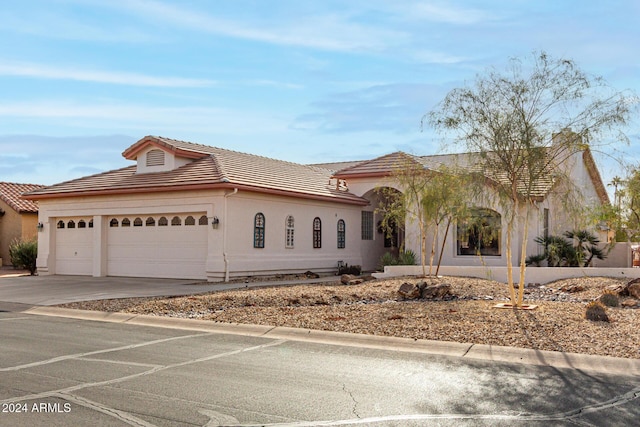 view of front of house featuring a garage