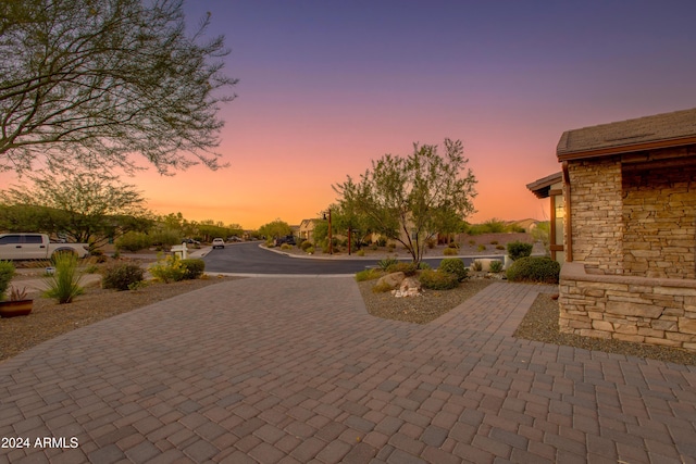 3675 Gold Ridge Rd, Wickenburg, AZ 85390 - interior details with a tile shower