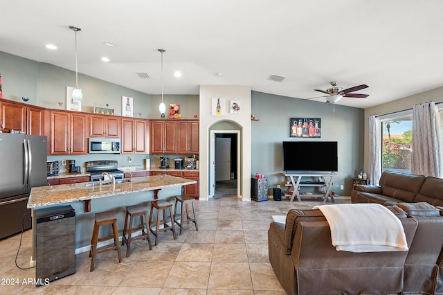 living room with visible vents, recessed lighting, a ceiling fan, and baseboards