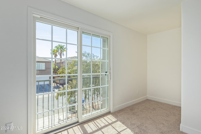 view of carpeted spare room