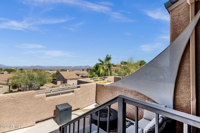 12852 N Mountainside Dr Unit 2, Fountain Hills, AZ 85268 - balcony featuring a mountain view
