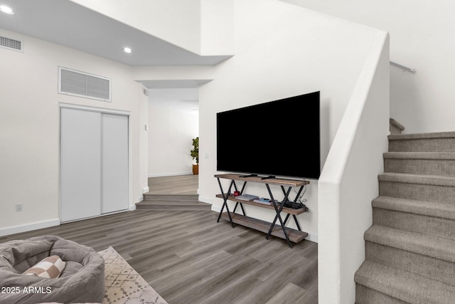 12852 N Mountainside Dr Unit 2, Fountain Hills, AZ 85268 - living area featuring wood finished floors, recessed lighting, and stairs