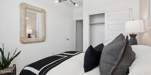 5549 E Mearn Rd, San Tan Valley, AZ 85140 - bedroom with a closet