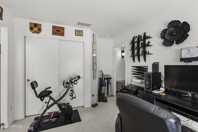 workout room with visible vents