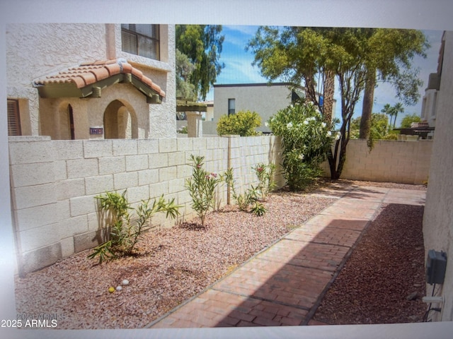 8653 S 51st St Unit 2, Phoenix, AZ 85044 - view of fenced backyard