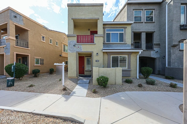 multi unit property featuring stucco siding