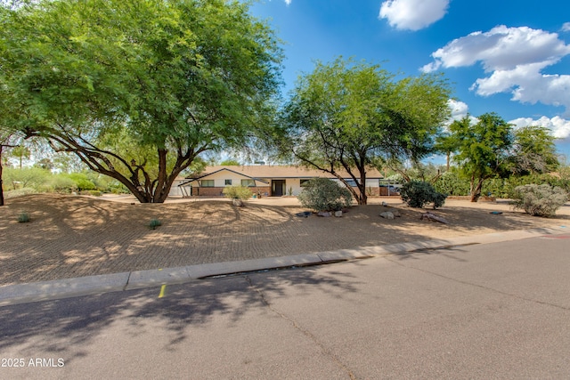 7102 E Kalil Dr, Scottsdale, AZ 85254 - view of ranch-style house