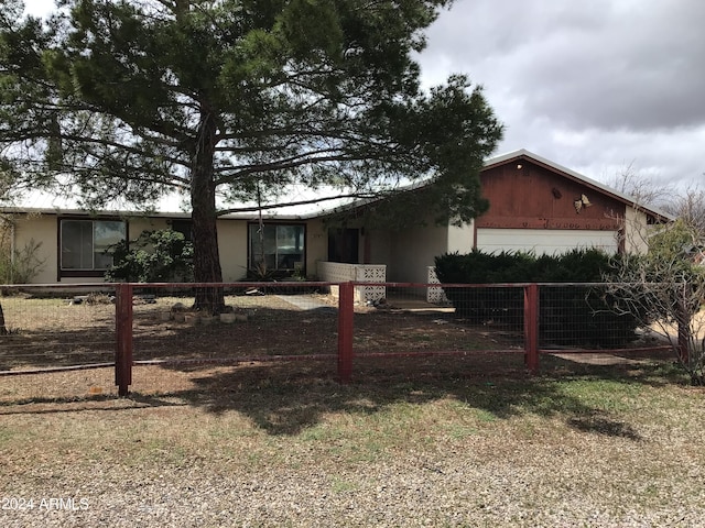 Listing photo 2 for 219 N Ford St, Pearce AZ 85625