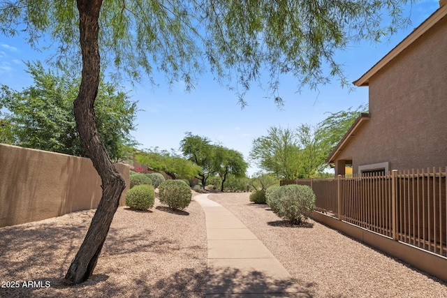 21813 N 40th Way, Phoenix, AZ 85050 - view of yard