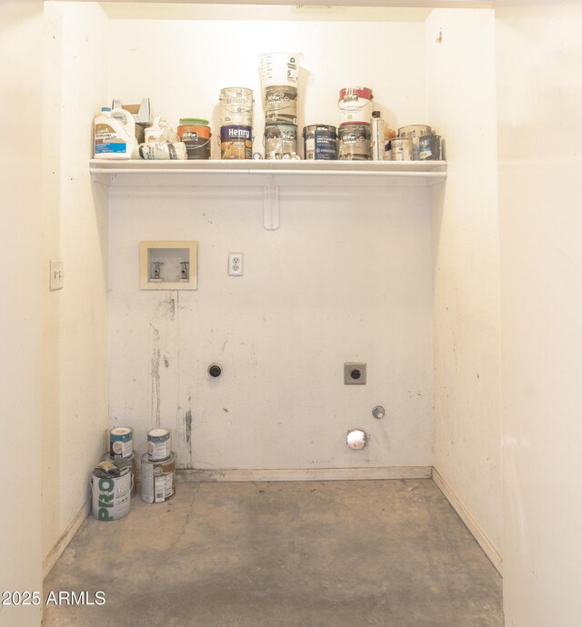 laundry area with washer hookup, hookup for an electric dryer, and hookup for a gas dryer