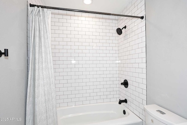 9355 N 91st St Unit 112, Scottsdale, AZ 85258 - bathroom with toilet and shower / bath combination with curtain