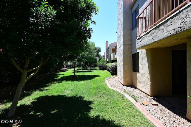 9355 N 91st St Unit 112, Scottsdale, AZ 85258 - view of grassy yard